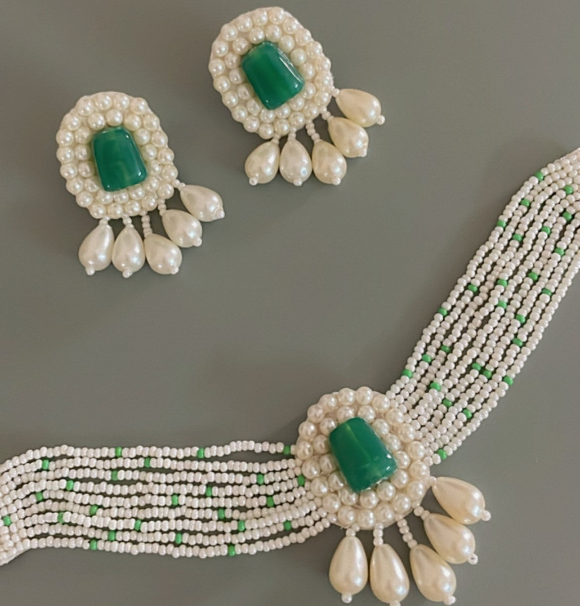 Emerald Green Choker Necklace Set