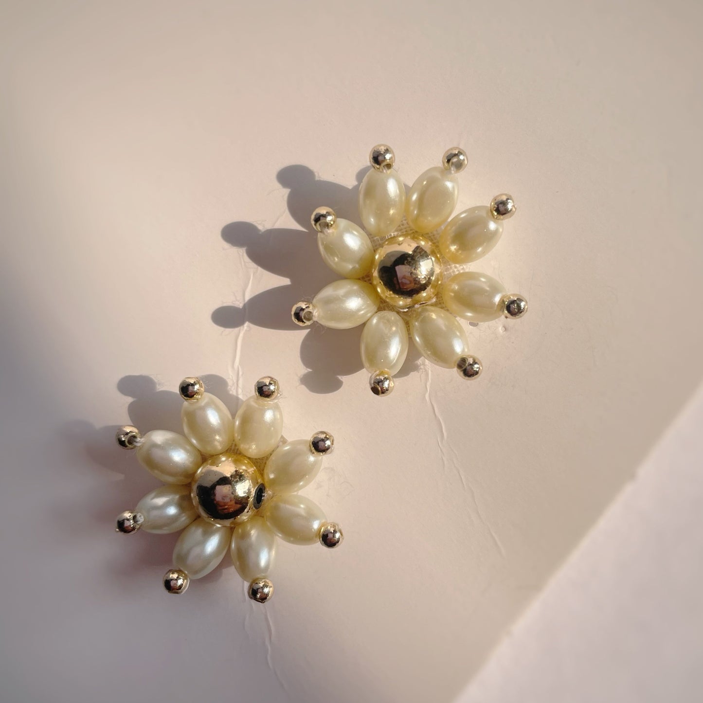 Kia Stud Earrings
