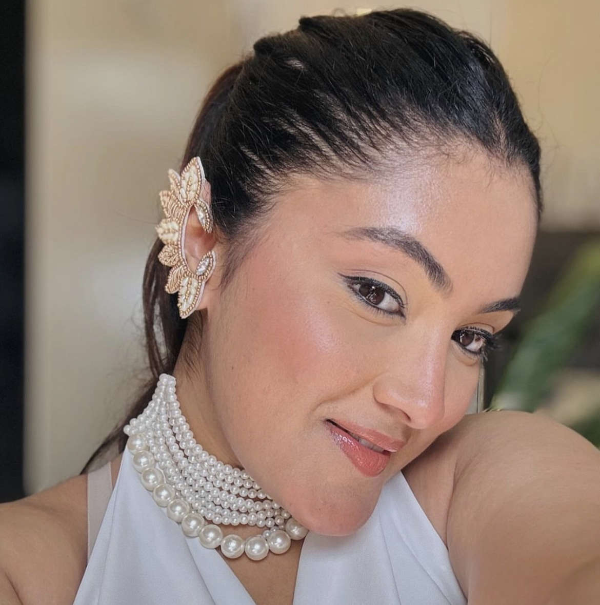Maharani Golden Ear cuff
