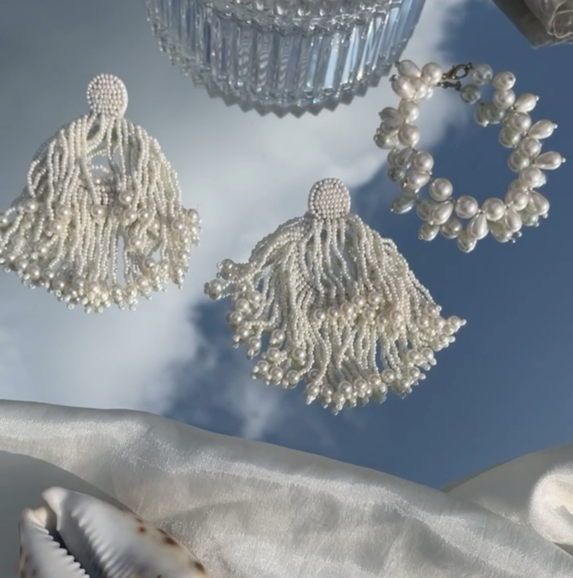 Giza Pearl Hanging Earrings