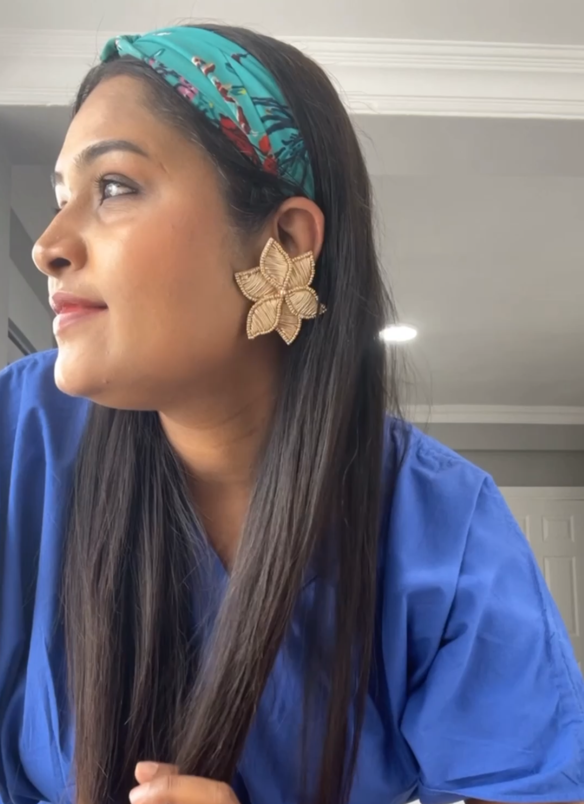 Qisha Big studs Earrings