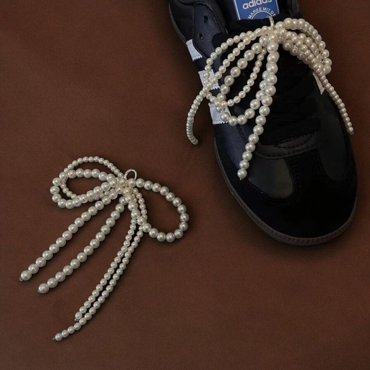 Pearl Bow Charm