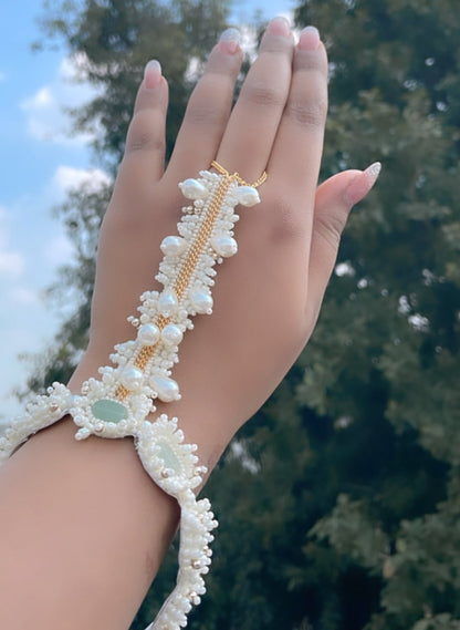 Ruhani Hand Accessory
