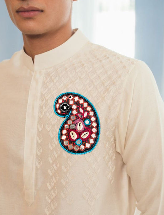 Ambi Brooch