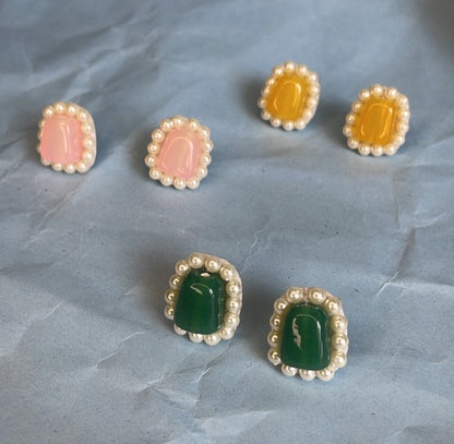 Color stone Studs Earrings