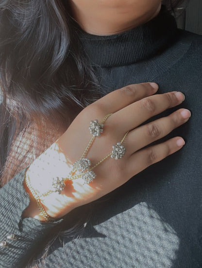 Silver chain Hand Accessory