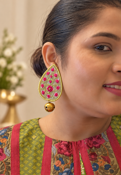 Aashi Ghungru Earrings