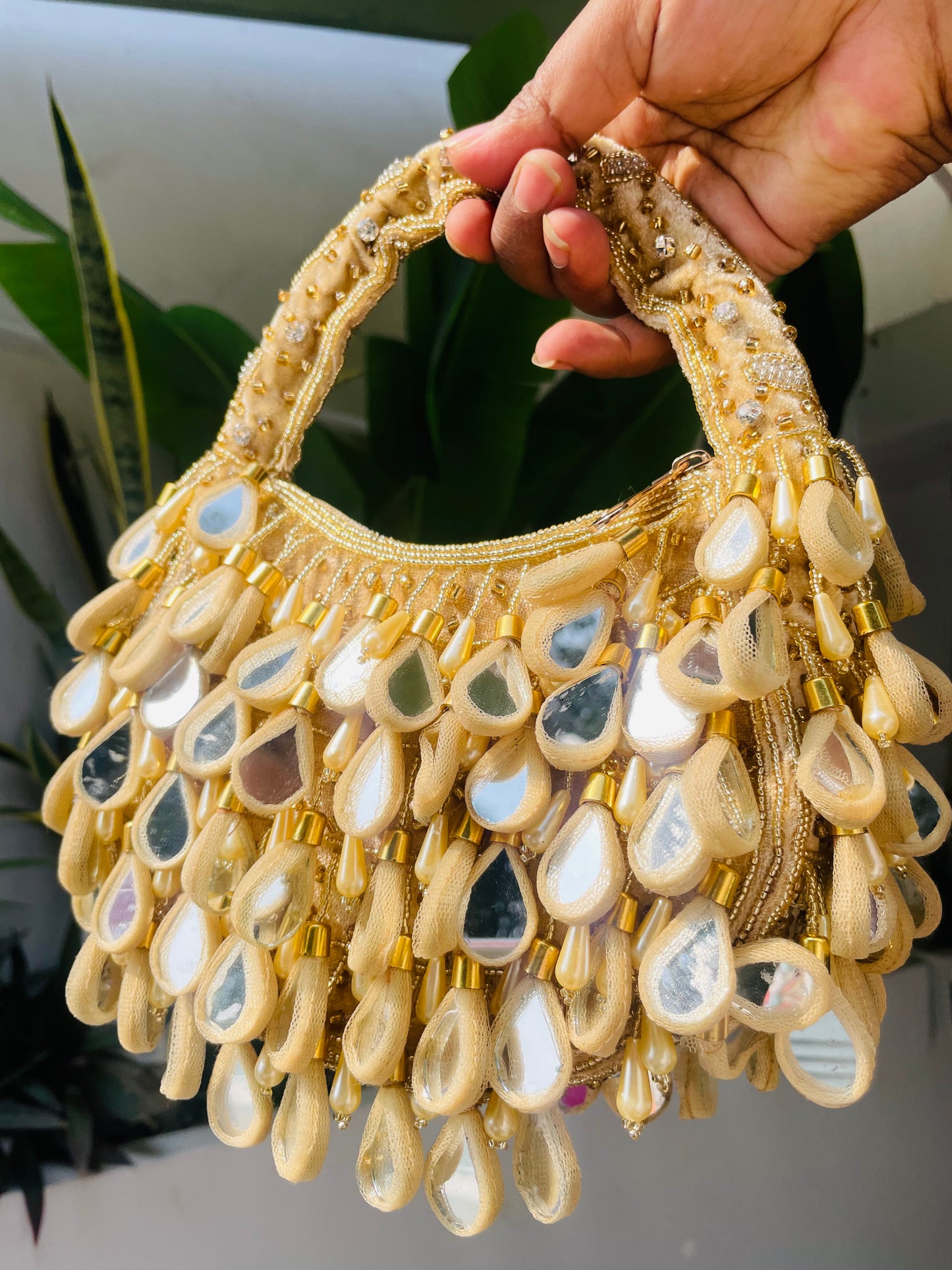 Mirror Golden Potli
