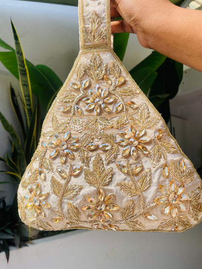 Tringle shape Potli