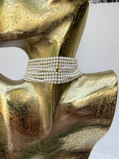 Classic Pearl Necklace