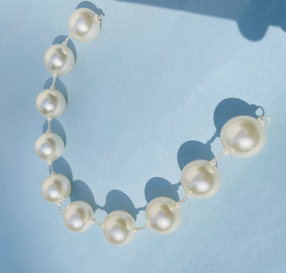 Big Pearl Necklace