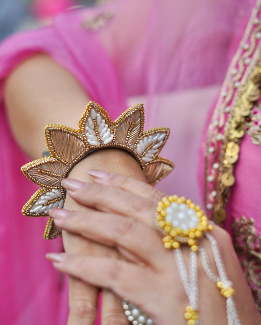Leaf Golden Statement Bangle