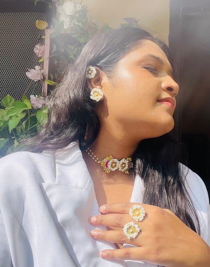 Golden Pearl Earcuff