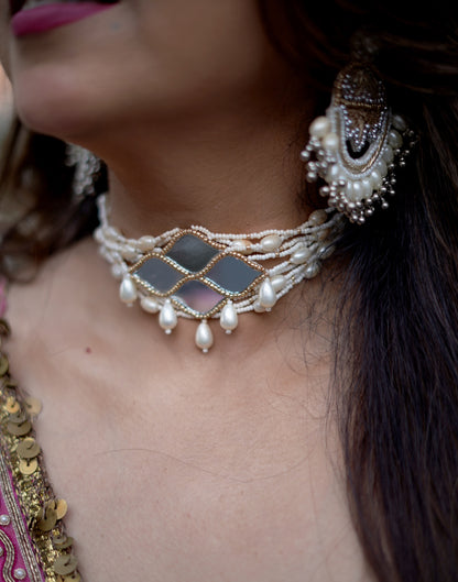 Rubza choker Necklace